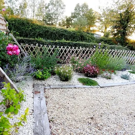 Authentique Avec Terrasse, Jardin Clos Et Wifi à - Fr-1-426-140 * La Garnache