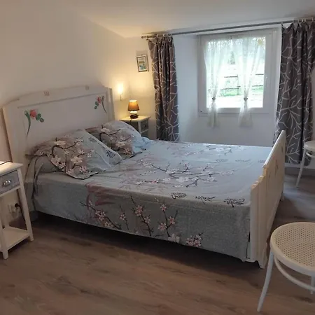 Authentique Avec Terrasse, Jardin Clos Et Wifi A - Fr-1-426-140 Holiday home *